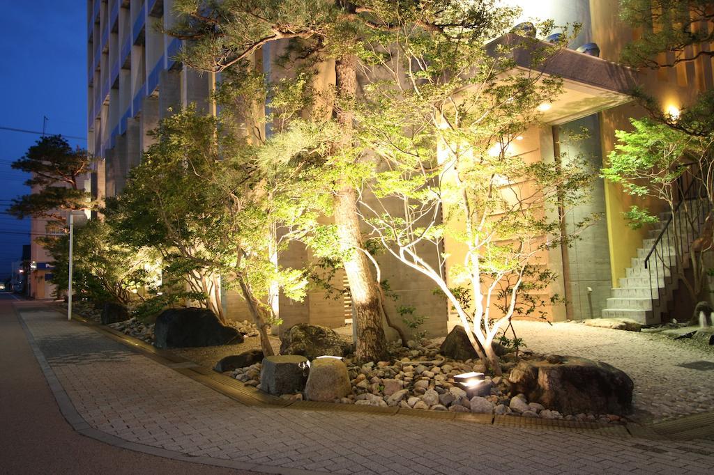 Uozu Manten Hotel Ekimae Exterior photo
