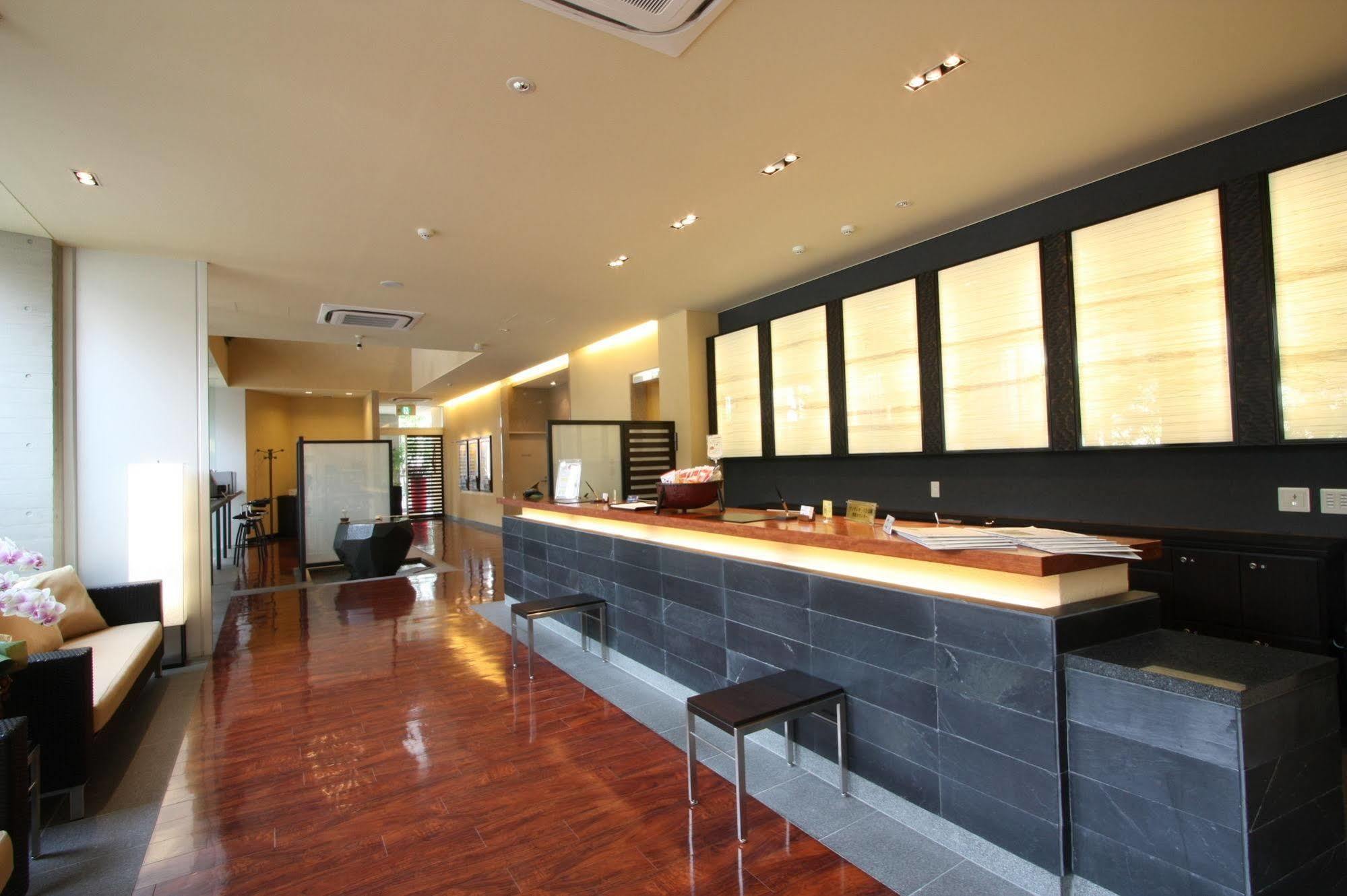Uozu Manten Hotel Ekimae Exterior photo